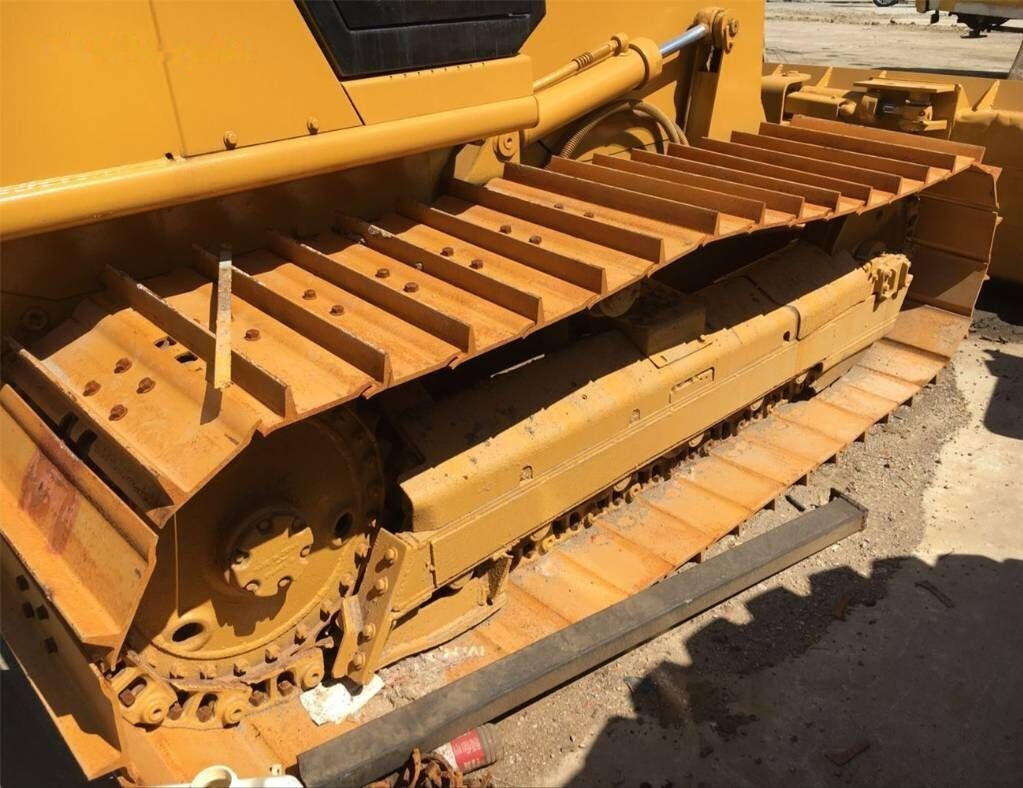 Buldôzer Caterpillar D4C: foto 6