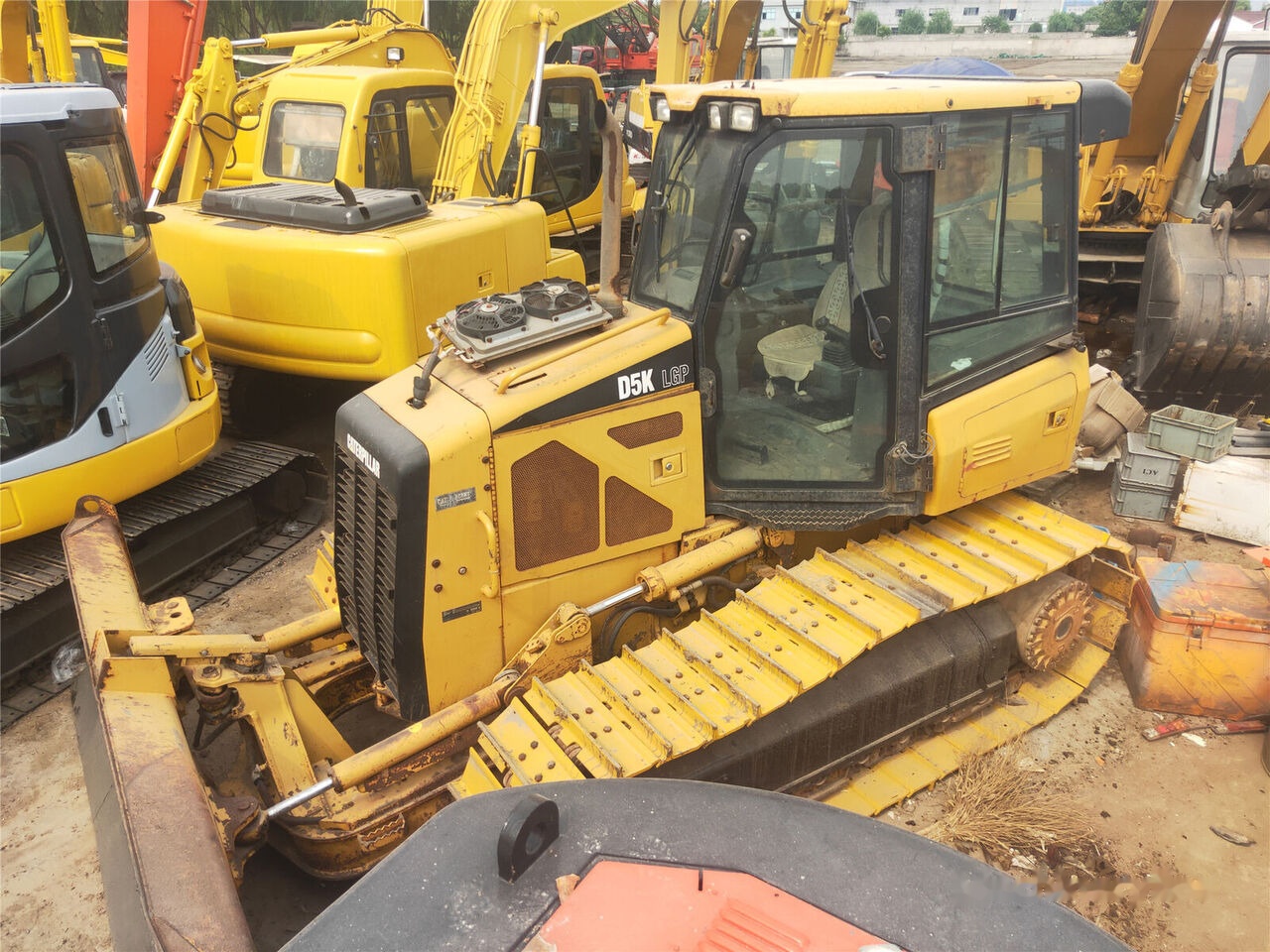 Caterpillar D5K - Buldôzer: foto 5 Caterpillar D5K - Buldôzer: foto 5