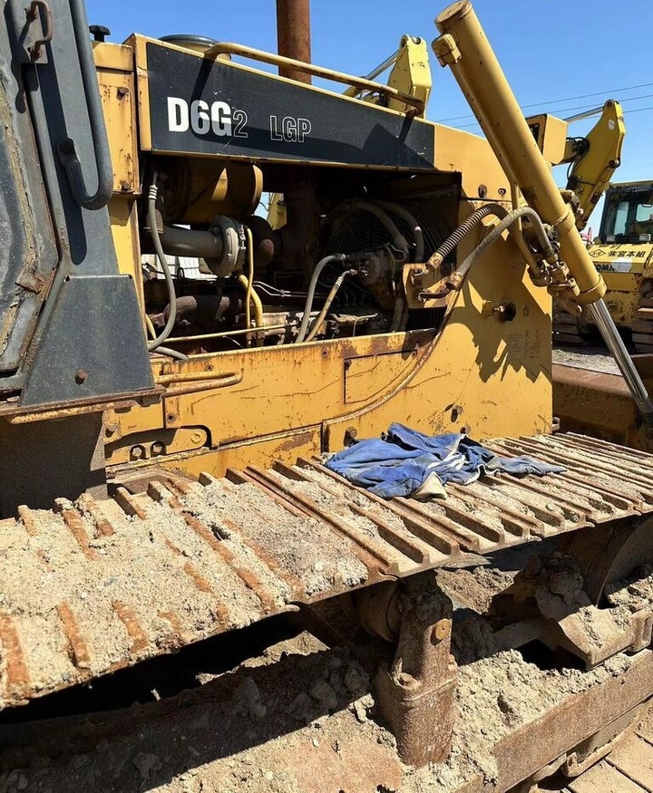 Caterpillar D6G-2 - Buldôzer: foto 4 Caterpillar D6G-2 - Buldôzer: foto 4