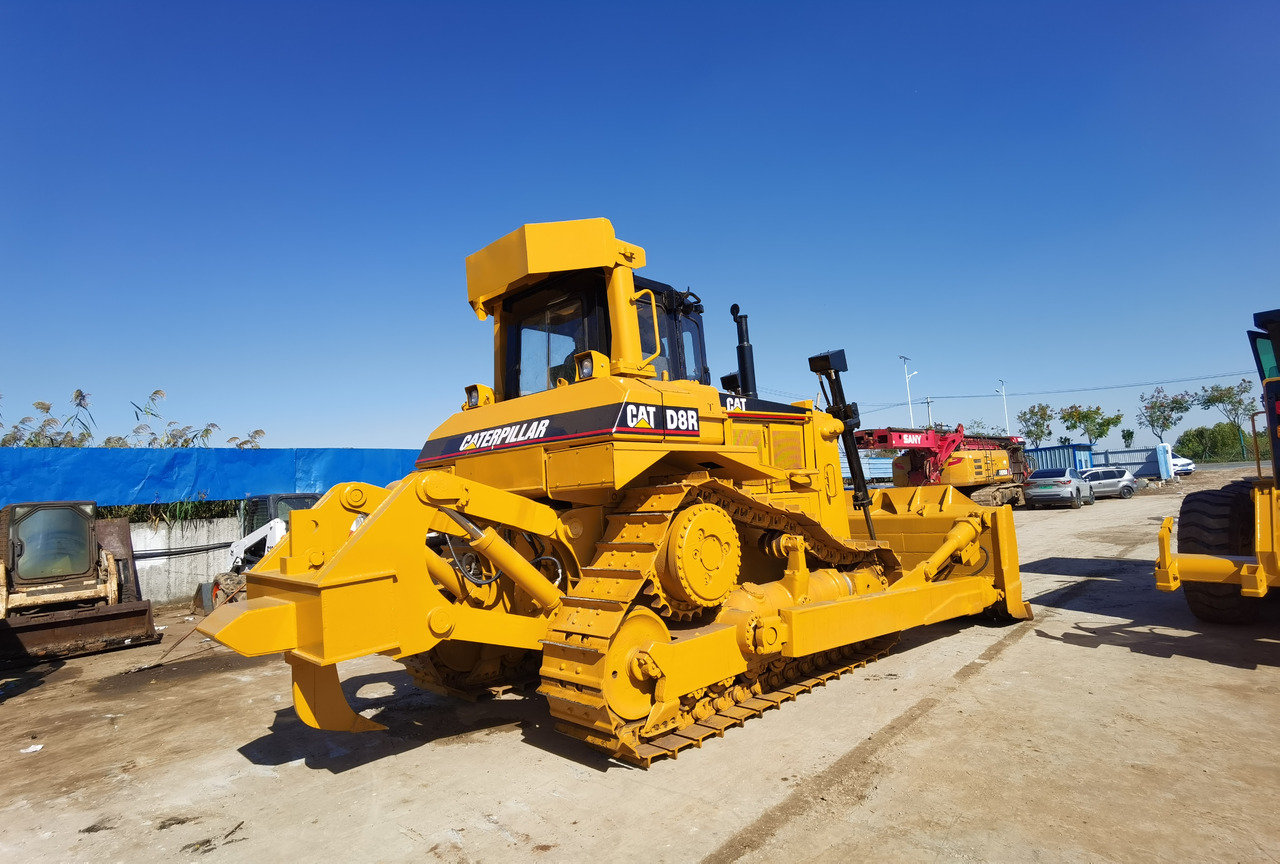 Caterpillar D8R - Buldôzer: foto 3 Caterpillar D8R - Buldôzer: foto 3