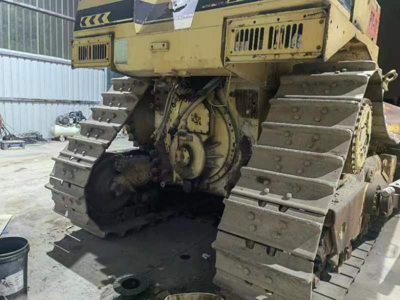 Caterpillar D8R - Buldôzer: foto 3 Caterpillar D8R - Buldôzer: foto 3