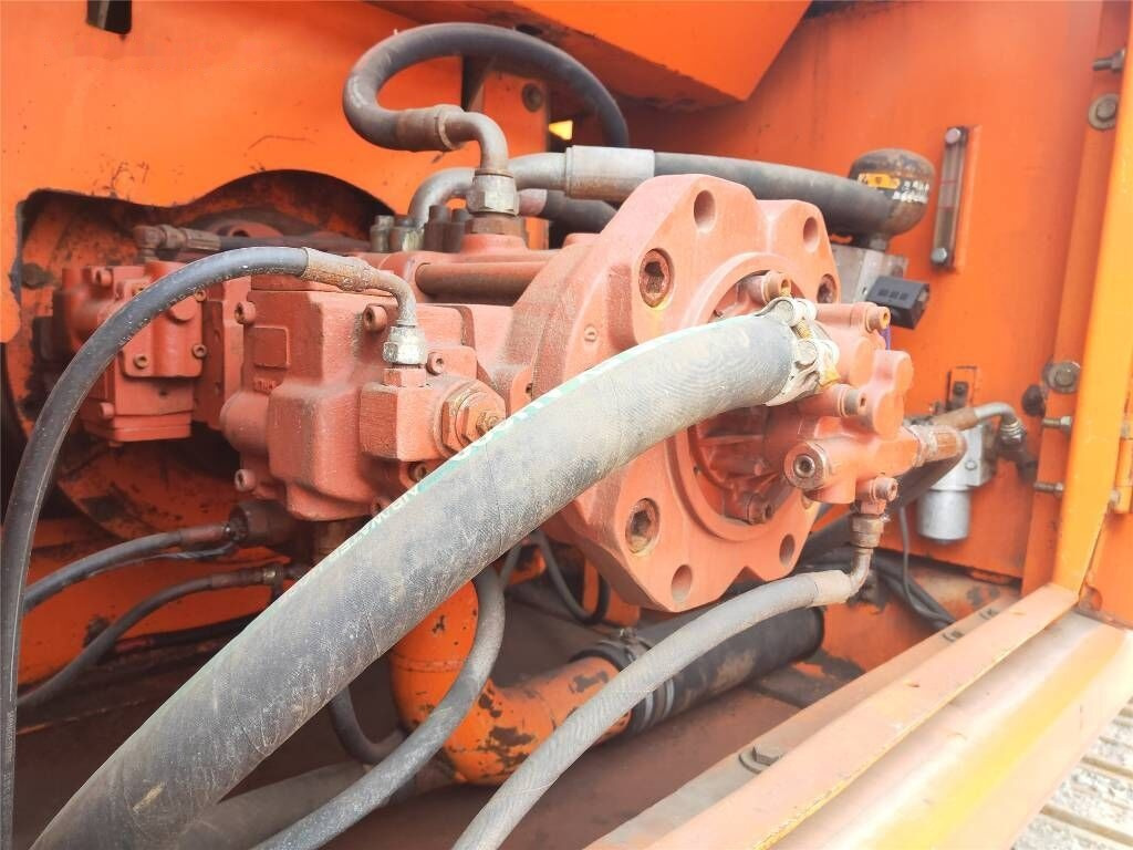 Doosan DH 300 LC-7 - Escavadora de rastos: foto 5 Doosan DH 300 LC-7 - Escavadora de rastos: foto 5