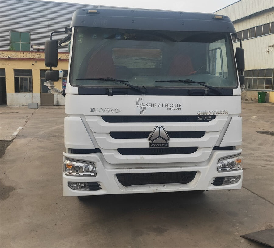 Howo ZZ1257N4347C1 - Camião betoneira: foto 3 Howo ZZ1257N4347C1 - Camião betoneira: foto 3