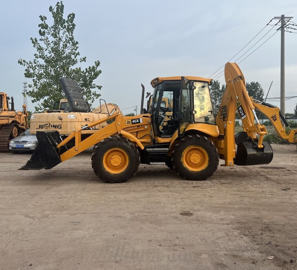 JCB 4CX - Retroescavadeira: foto 1 JCB 4CX - Retroescavadeira: foto 1