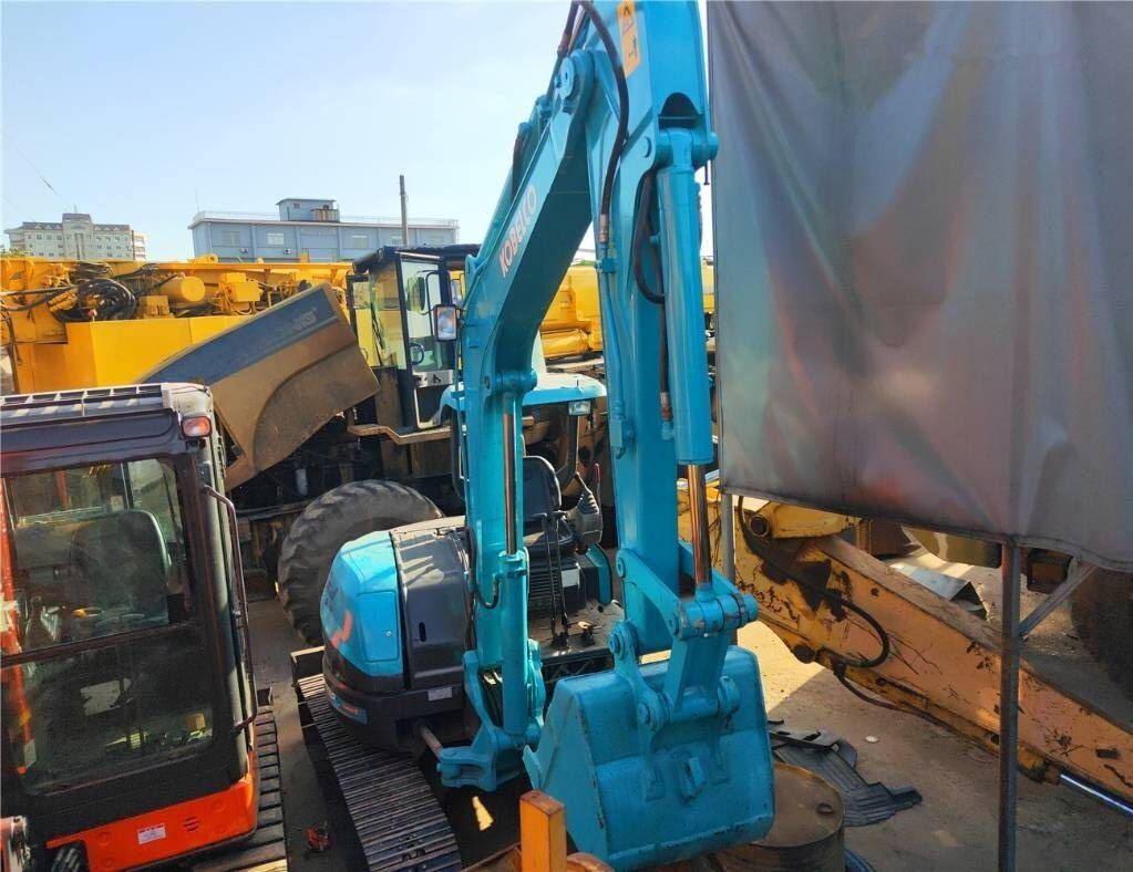 Kobelco SK50SR-3 - Mini escavadeira: foto 2 Kobelco SK50SR-3 - Mini escavadeira: foto 2