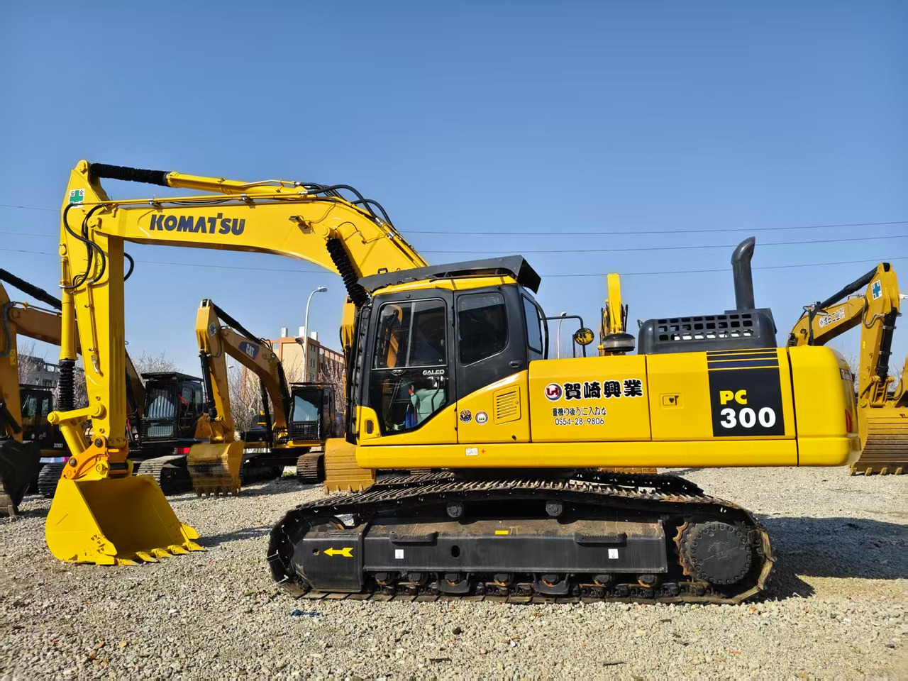 Komatsu PC300 - Escavadora de rastos: foto 1 Komatsu PC300 - Escavadora de rastos: foto 1
