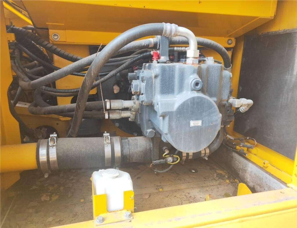 Komatsu PC490LC-10 - Escavadora de rastos: foto 5 Komatsu PC490LC-10 - Escavadora de rastos: foto 5