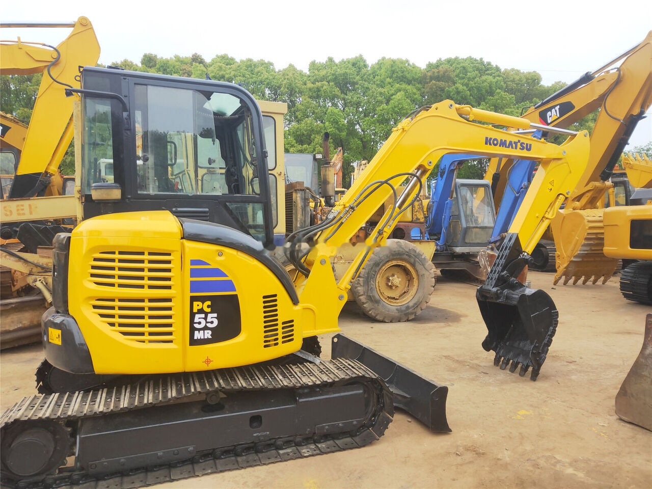 Komatsu PC55MR - Mini escavadeira: foto 1 Komatsu PC55MR - Mini escavadeira: foto 1
