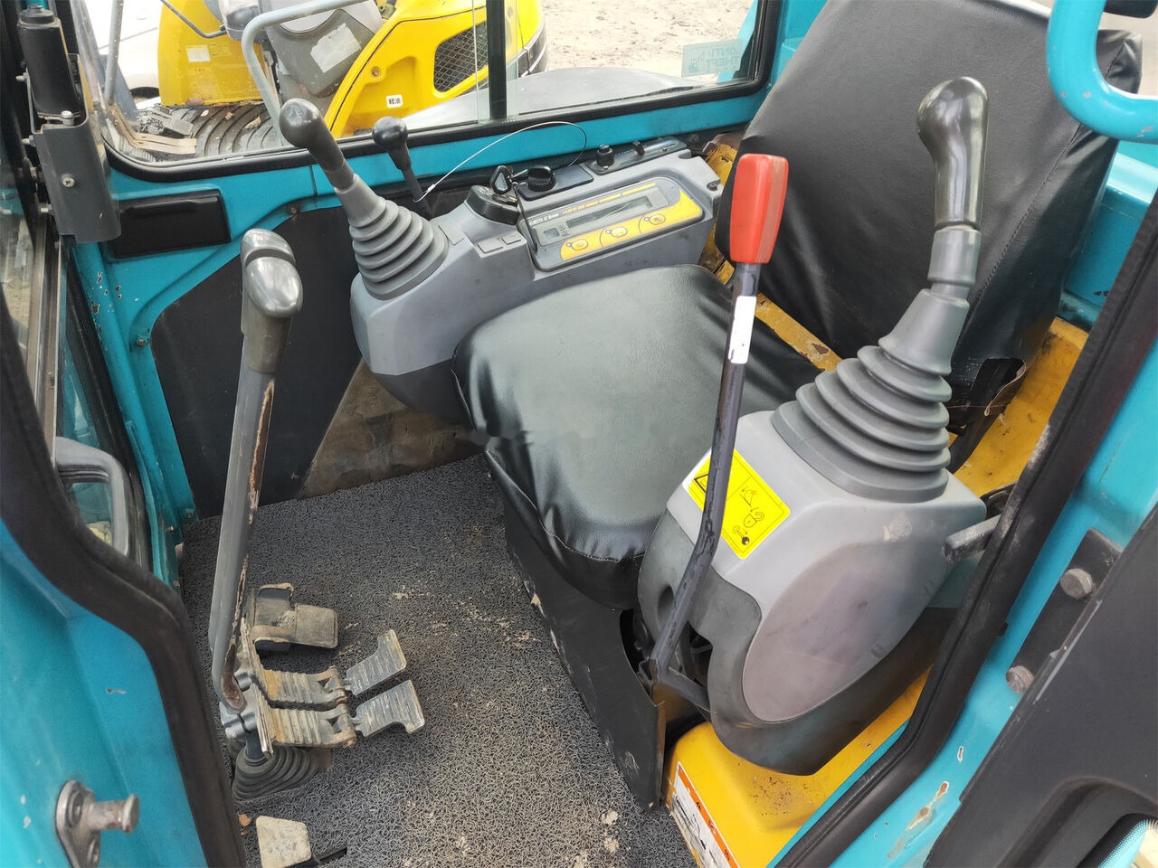 Kubota KX135 - Mini escavadeira: foto 4 Kubota KX135 - Mini escavadeira: foto 4