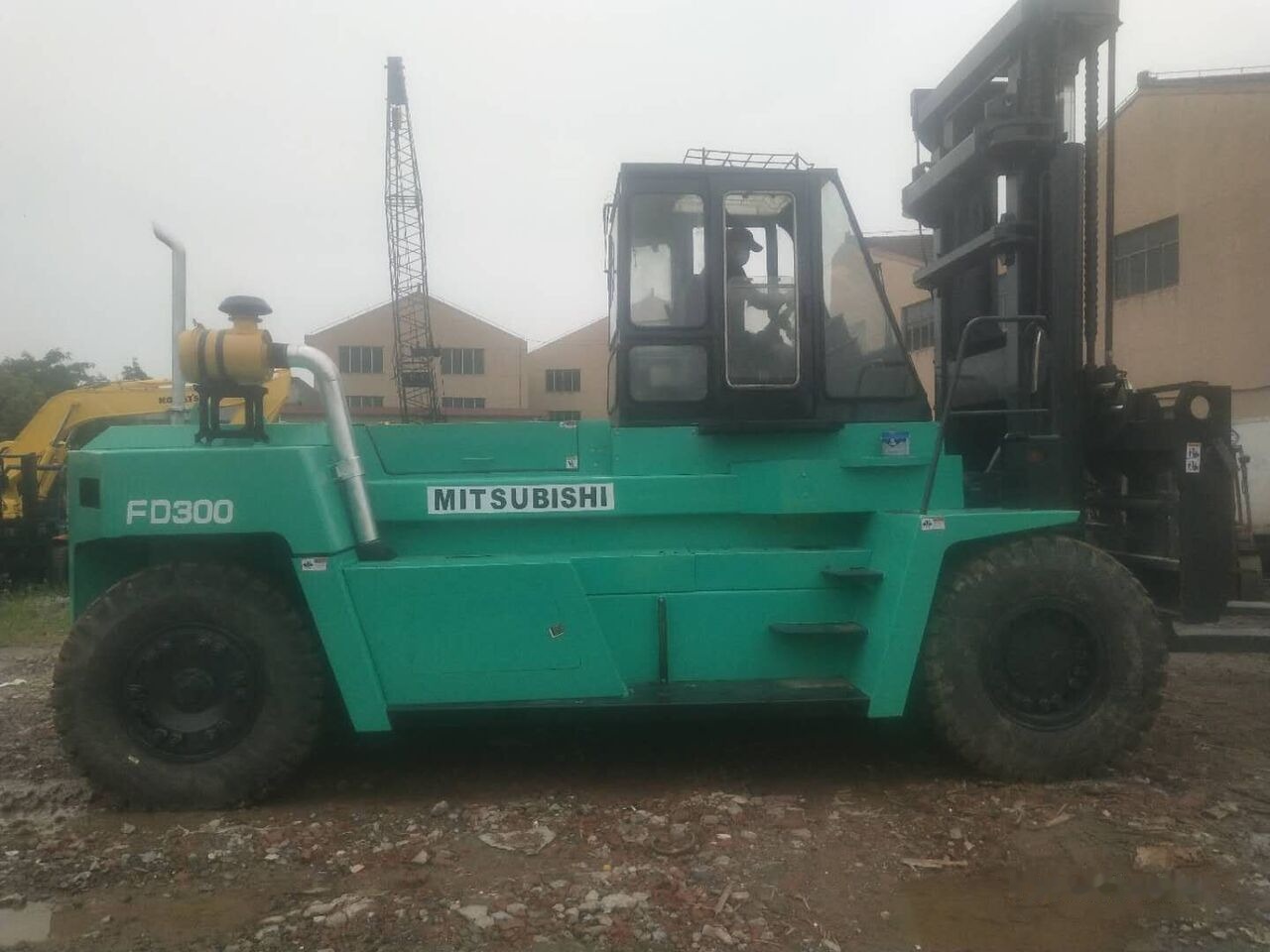 Mitsubishi FD300 - Empilhador a diesel: foto 5 Mitsubishi FD300 - Empilhador a diesel: foto 5