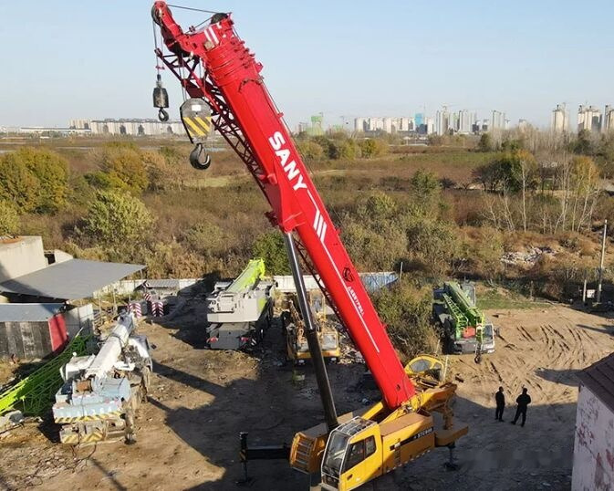 Sany STC1000 - Grua móvel: foto 4 Sany STC1000 - Grua móvel: foto 4