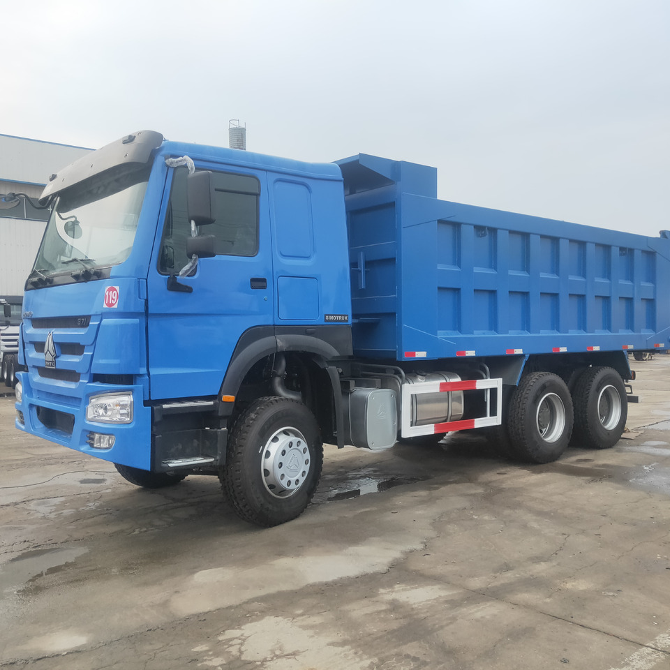 Sinotruk HOWO 371 6*4 Dump truck - Camião basculante: foto 2 Sinotruk HOWO 371 6*4 Dump truck - Camião basculante: foto 2