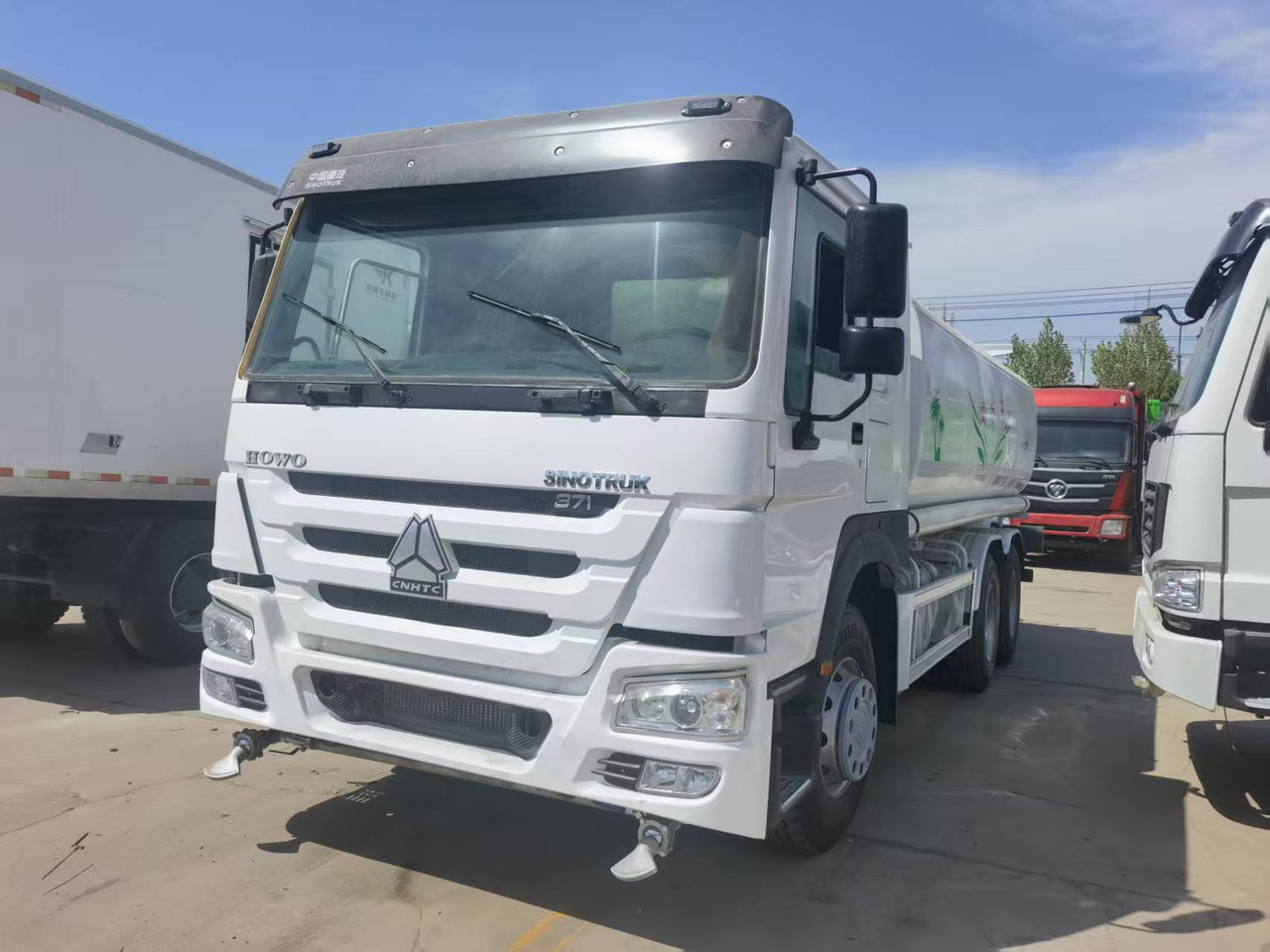 Sinotruk HOWO 371 6*4 Dump truck - Lavadora de alta pressão: foto 4 Sinotruk HOWO 371 6*4 Dump truck - Lavadora de alta pressão: foto 4
