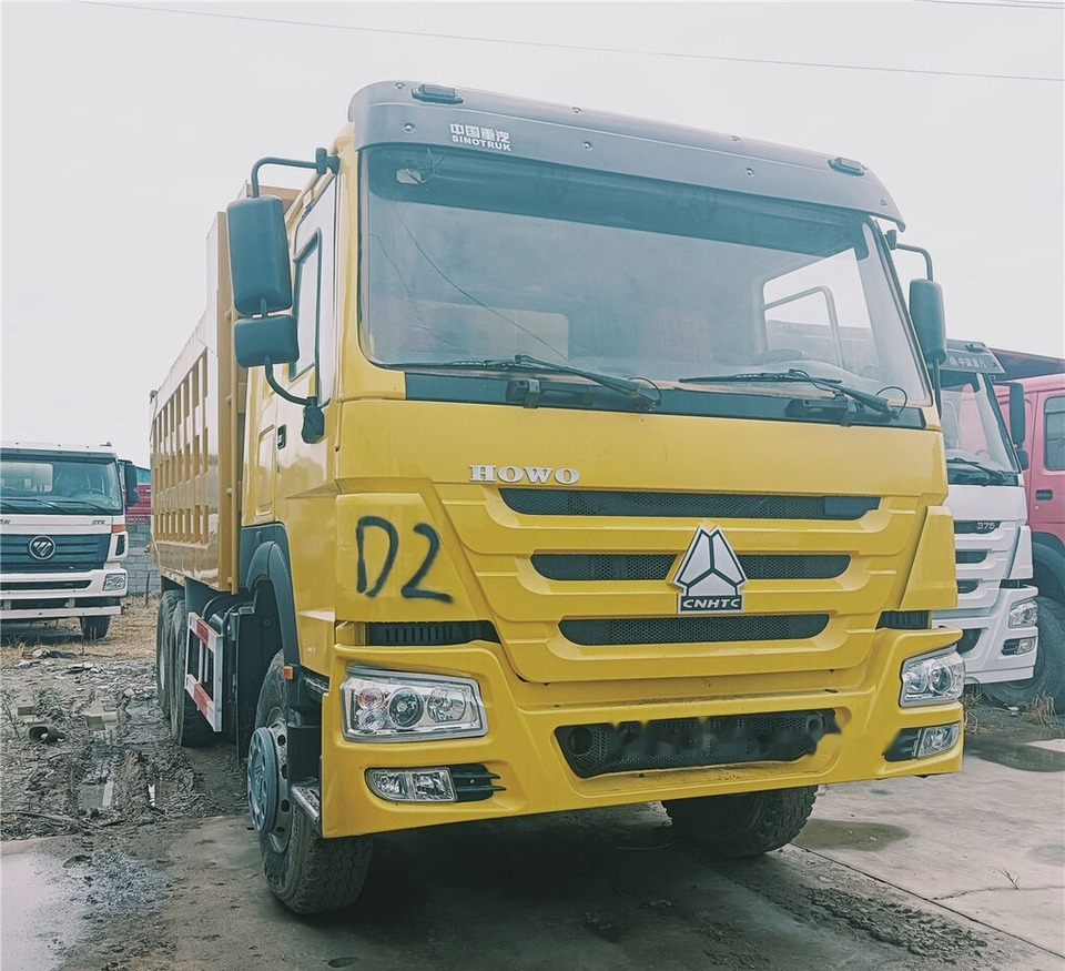 Sinotruk HOWO 6*4 Dump truck - Camião basculante: foto 1 Sinotruk HOWO 6*4 Dump truck - Camião basculante: foto 1