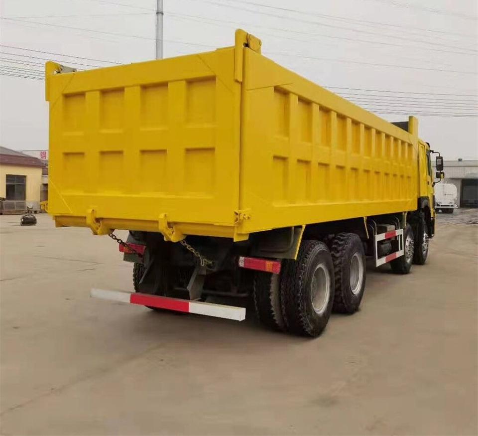 Sinotruk HOWO 8*4 Dump truck - Camião basculante: foto 3 Sinotruk HOWO 8*4 Dump truck - Camião basculante: foto 3