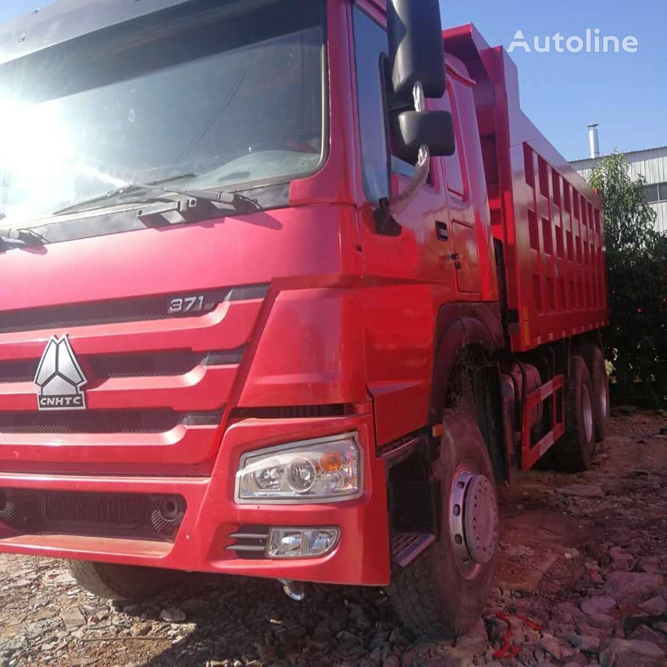 Sinotruk Howo Howo 6×4 - Camião basculante: foto 2 Sinotruk Howo Howo 6×4 - Camião basculante: foto 2