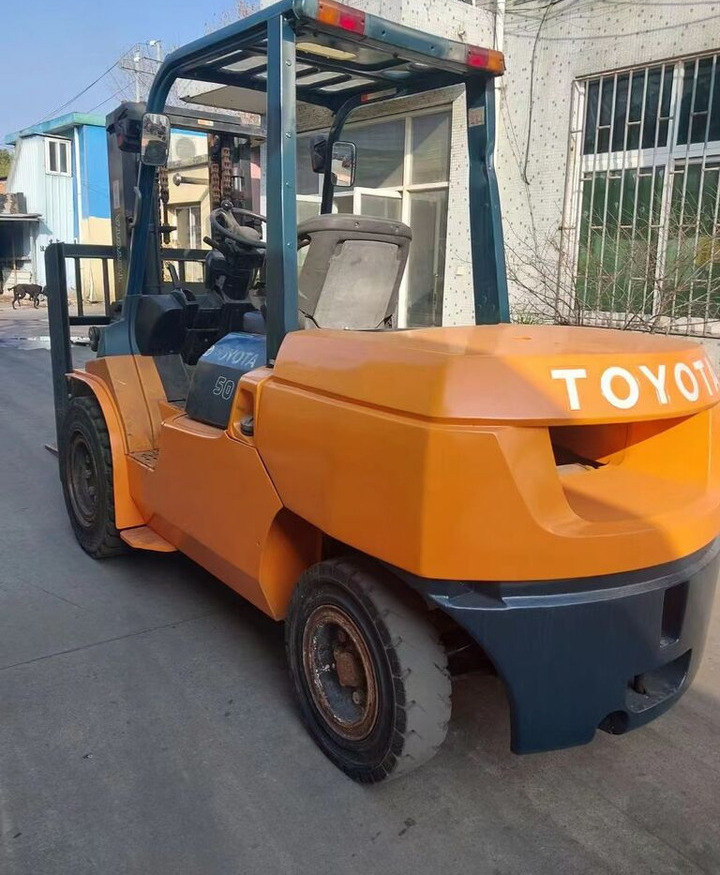 Toyota FD50 - Empilhador a diesel: foto 2 Toyota FD50 - Empilhador a diesel: foto 2