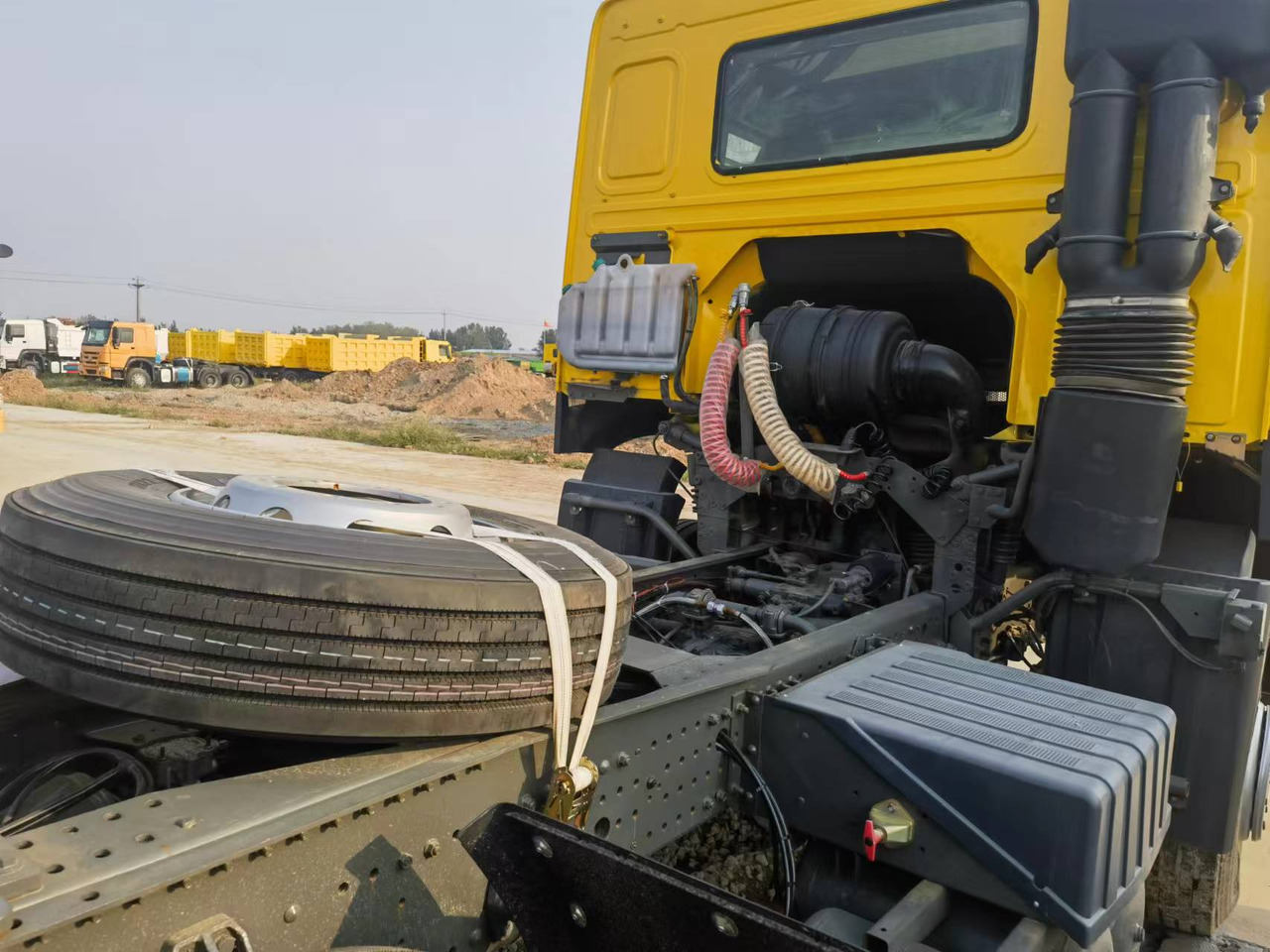 Tractor Sinotruk HOWO 371 Tractor: foto 8