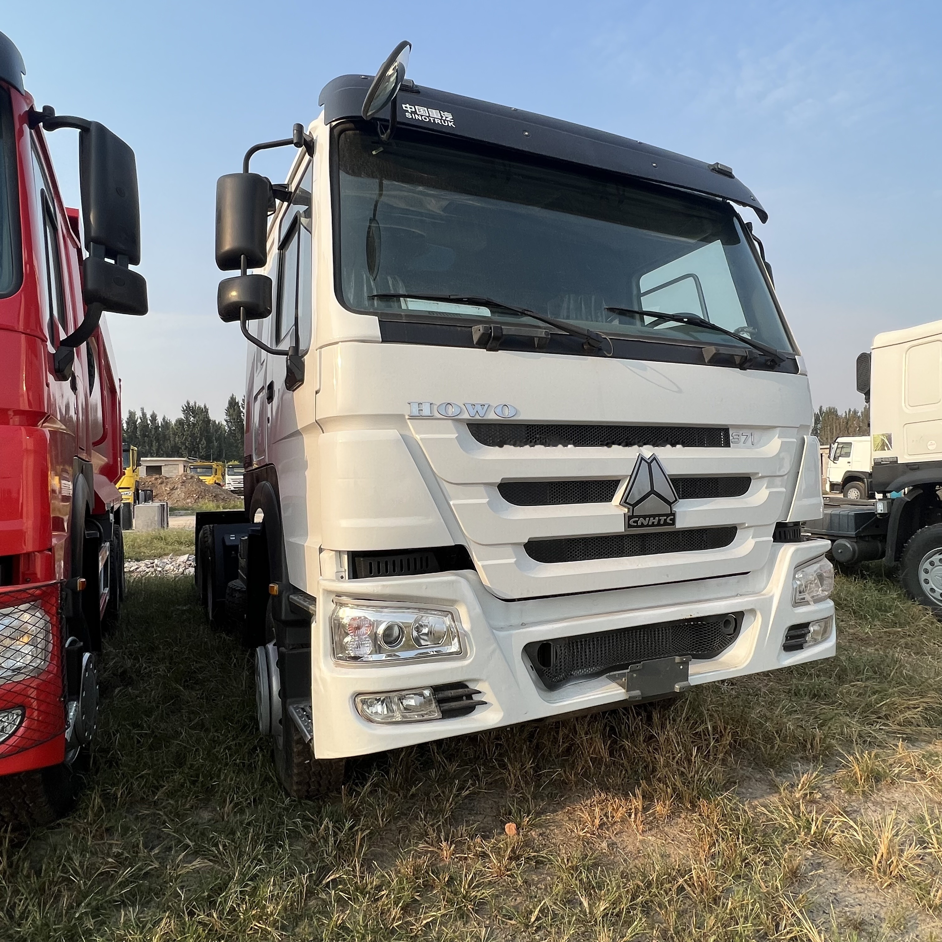 Sinotruk HOWO 371 Tractor - Tractor: foto 4 Sinotruk HOWO 371 Tractor - Tractor: foto 4