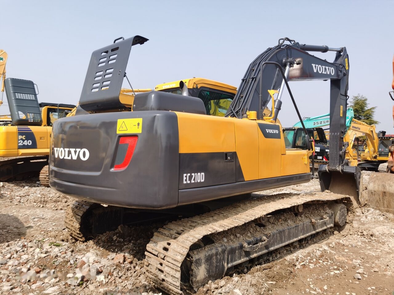 Volvo EC210D - Escavadora de rastos: foto 2 Volvo EC210D - Escavadora de rastos: foto 2