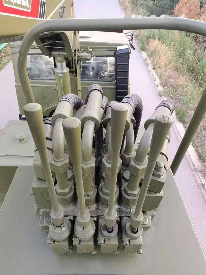 XCMG - Grua móvel: foto 2 XCMG - Grua móvel: foto 2