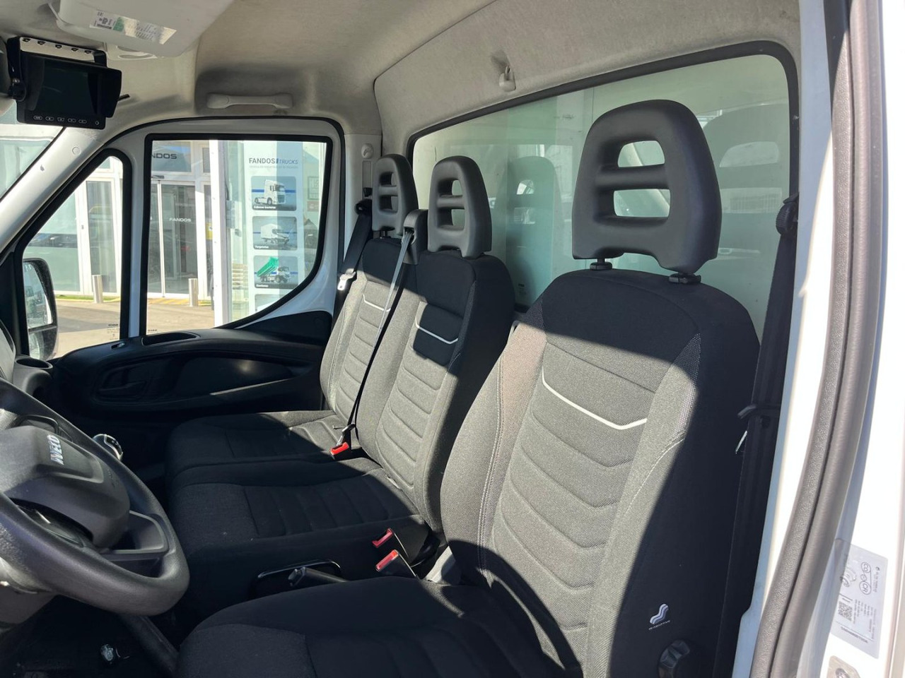 Frigorífico IVECO 35C16 3.0 FRIGORIFICA - Carrinha frigorífica: foto 5 Frigorífico IVECO 35C16 3.0 FRIGORIFICA - Carrinha frigorífica: foto 5