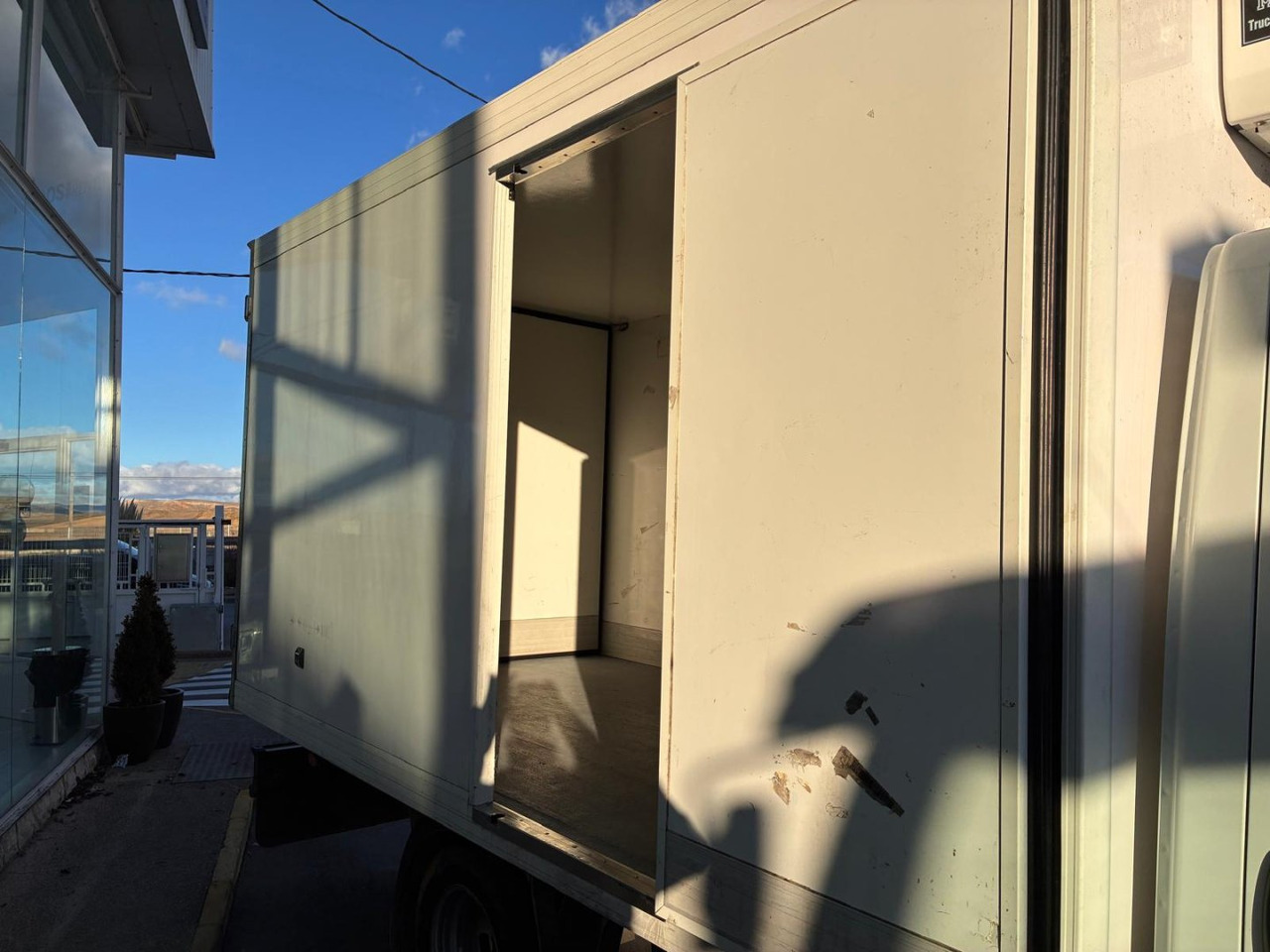 Frigorífico IVECO 35C16 3.0 FRIGORIFICA - Carrinha frigorífica: foto 4 Frigorífico IVECO 35C16 3.0 FRIGORIFICA - Carrinha frigorífica: foto 4