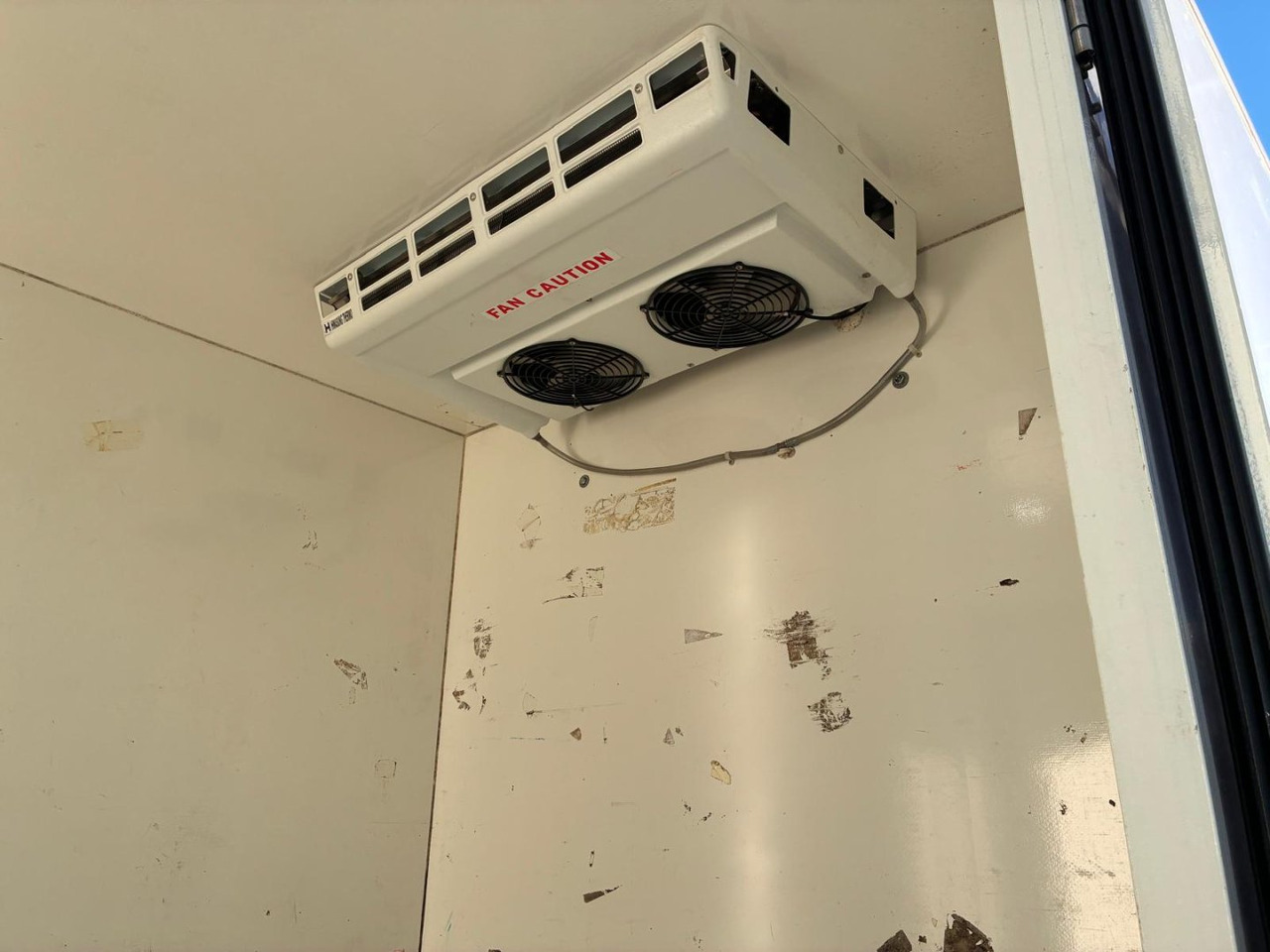 Frigorífico IVECO 35C16 3.0 FRIGORIFICA - Carrinha frigorífica: foto 5 Frigorífico IVECO 35C16 3.0 FRIGORIFICA - Carrinha frigorífica: foto 5