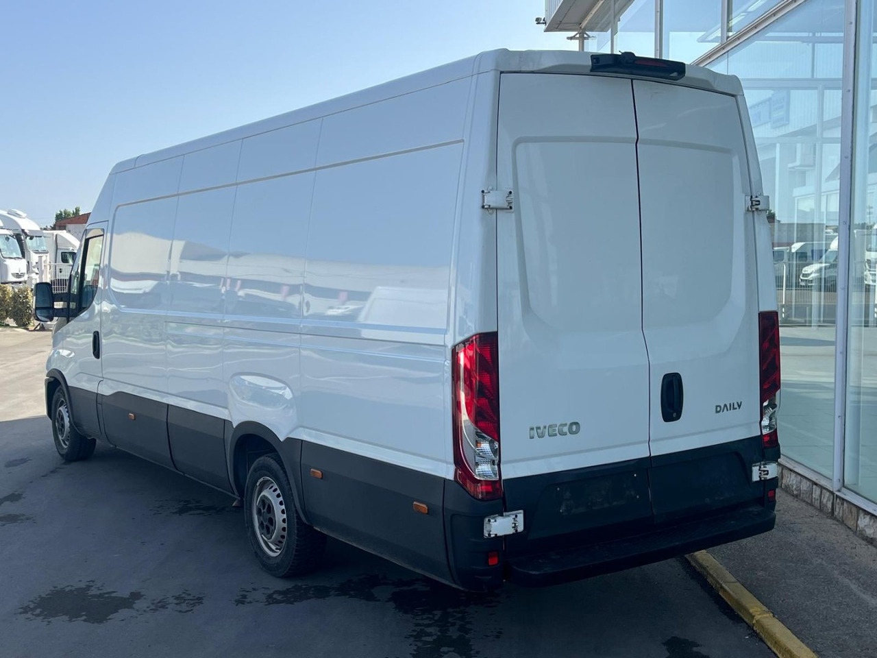 Furgón IVECO 35S14 16m3 - Furgão: foto 4 Furgón IVECO 35S14 16m3 - Furgão: foto 4