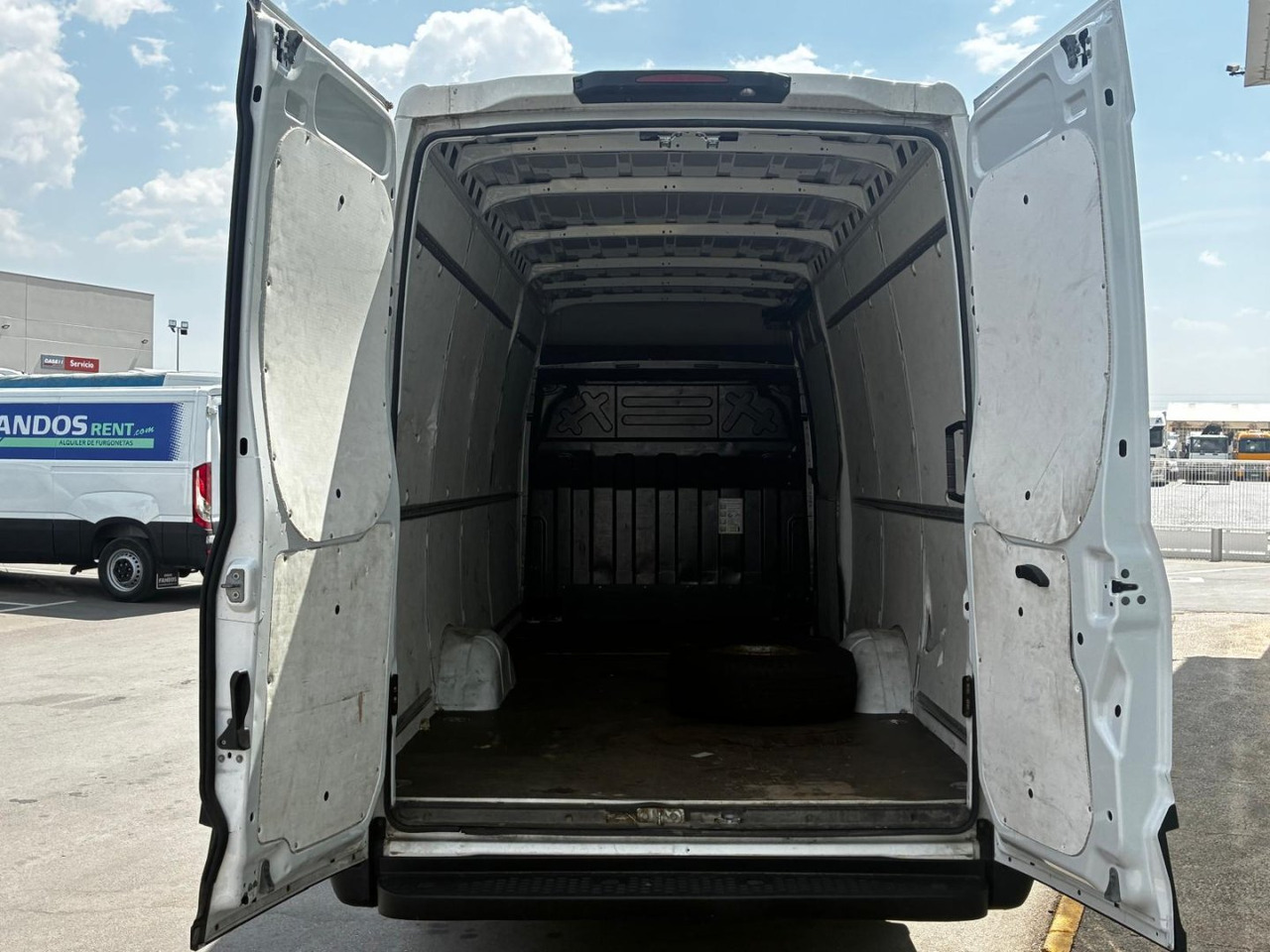 Furgón IVECO 35S14 V 16m3 - Furgão: foto 5 Furgón IVECO 35S14 V 16m3 - Furgão: foto 5