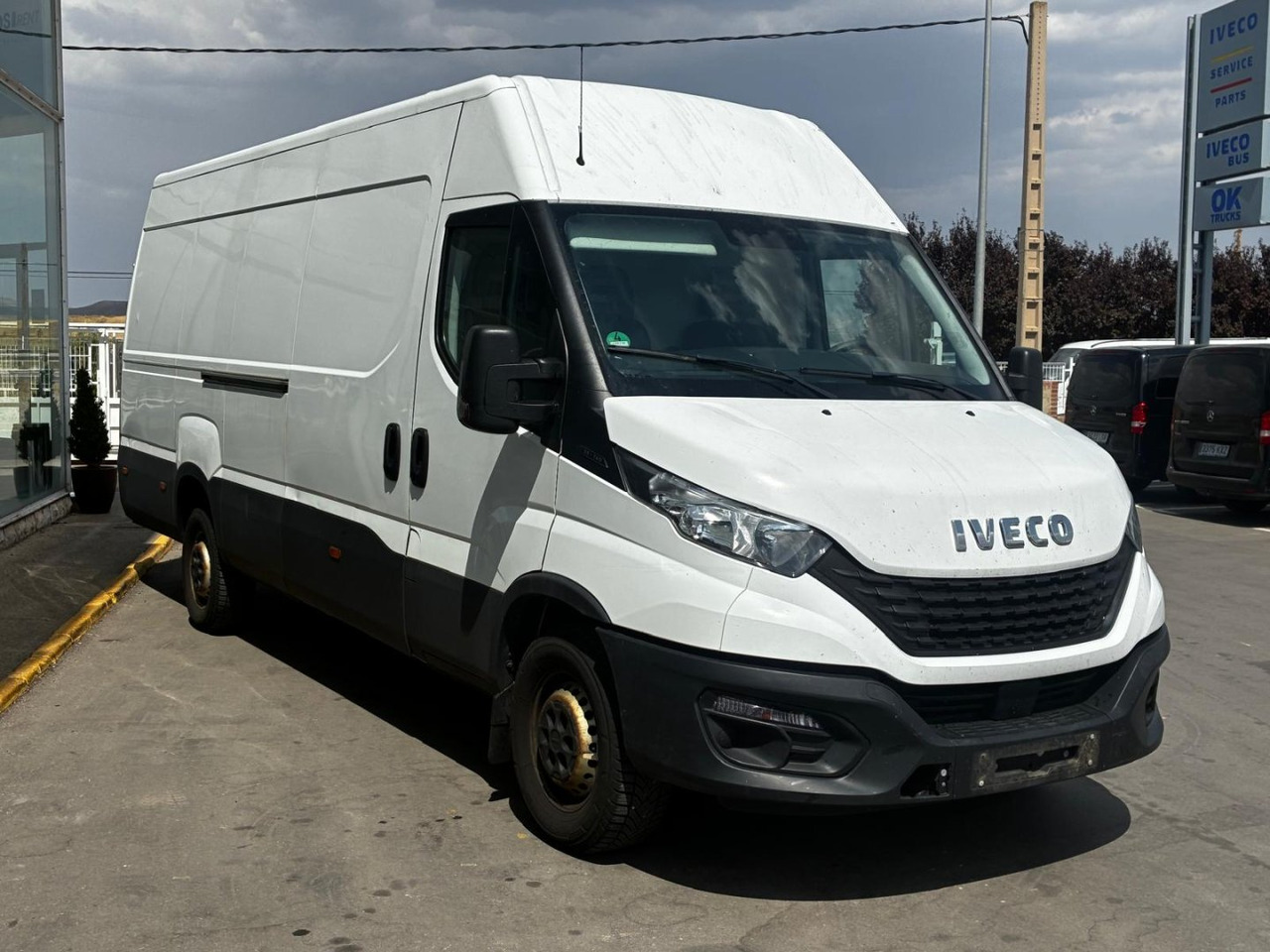 Furgón IVECO 35S14 V 16m3 - Furgão: foto 3 Furgón IVECO 35S14 V 16m3 - Furgão: foto 3