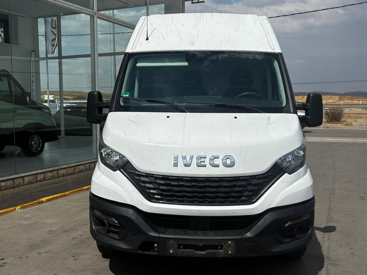 Furgón IVECO 35S14 V 16m3 - Furgão: foto 2 Furgón IVECO 35S14 V 16m3 - Furgão: foto 2