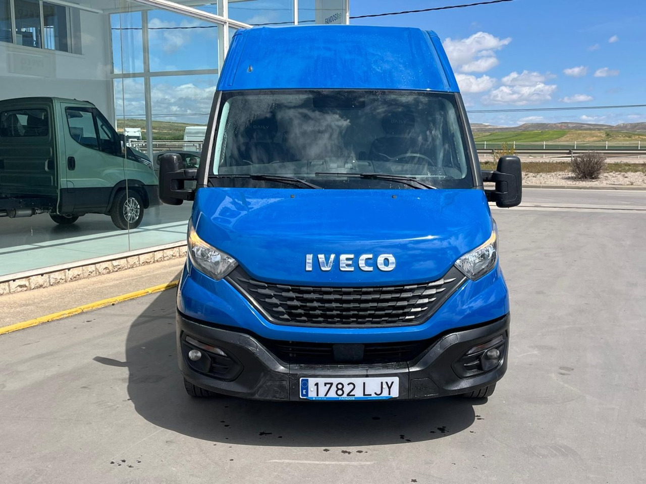 Furgón IVECO 35S16 16m3 - Furgão: foto 2 Furgón IVECO 35S16 16m3 - Furgão: foto 2
