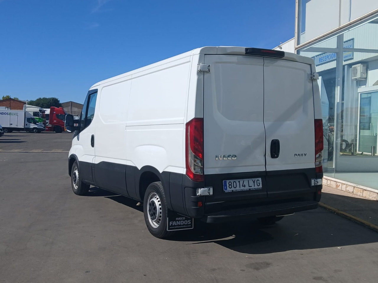 Furgón IVECO 35S16 V 9m3 - Furgão: foto 4 Furgón IVECO 35S16 V 9m3 - Furgão: foto 4