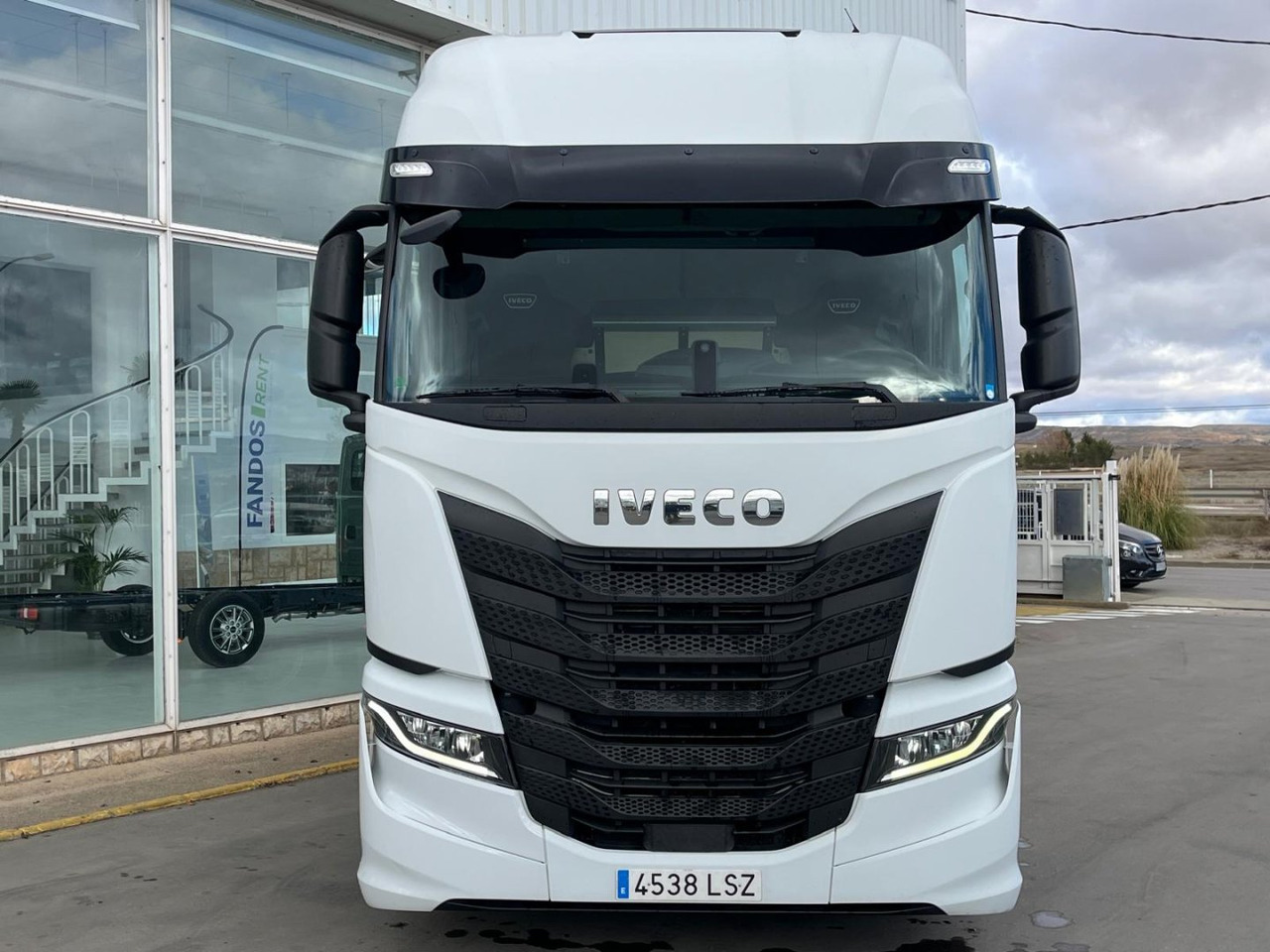 Cabeza Tractora IVECO S-WAY 510 AUTOMATICO CON INTARDER - Tractor: foto 2 Cabeza Tractora IVECO S-WAY 510 AUTOMATICO CON INTARDER - Tractor: foto 2