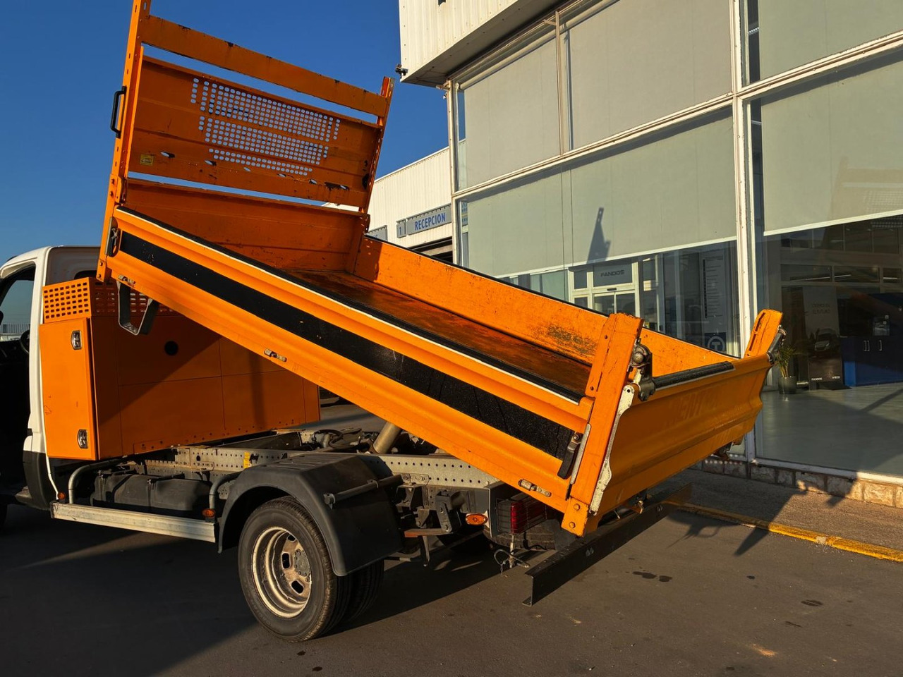 Volquete/Dumper IVECO 35C14 CAJA BASCULANTE - Carrinha basculante: foto 5 Volquete/Dumper IVECO 35C14 CAJA BASCULANTE - Carrinha basculante: foto 5