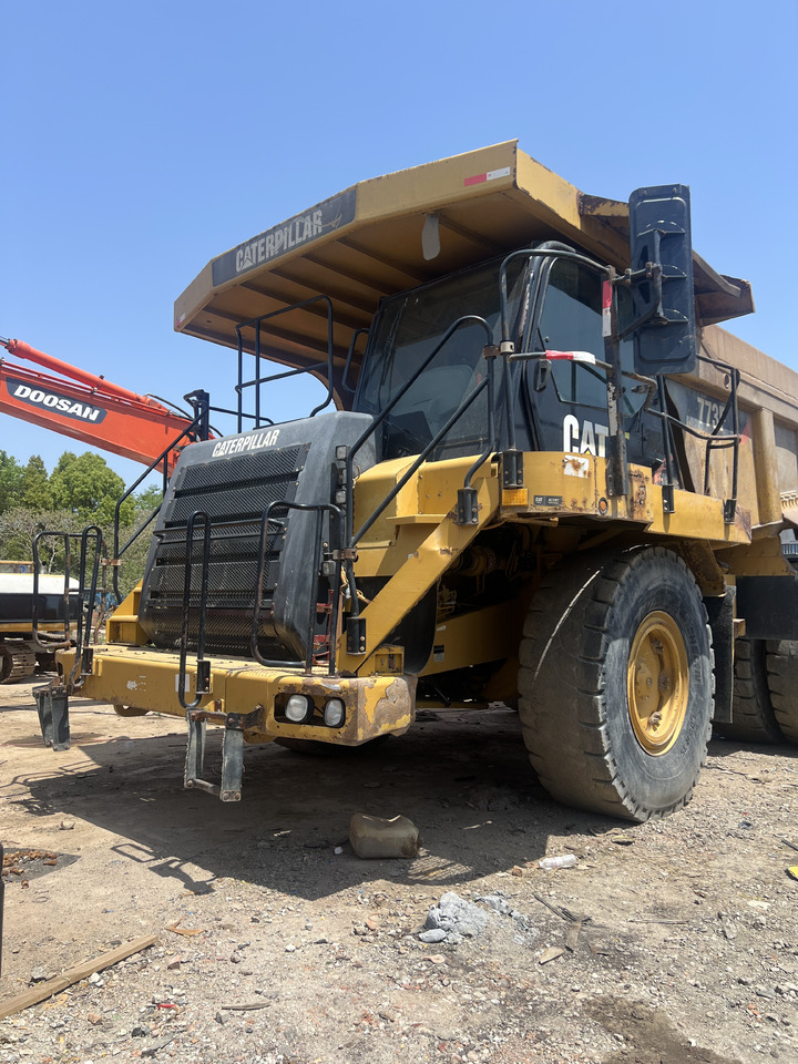 CAT 773F 45 TON ROCK TRUCK - Caminhão fora de estrada: foto 1 CAT 773F 45 TON ROCK TRUCK - Caminhão fora de estrada: foto 1