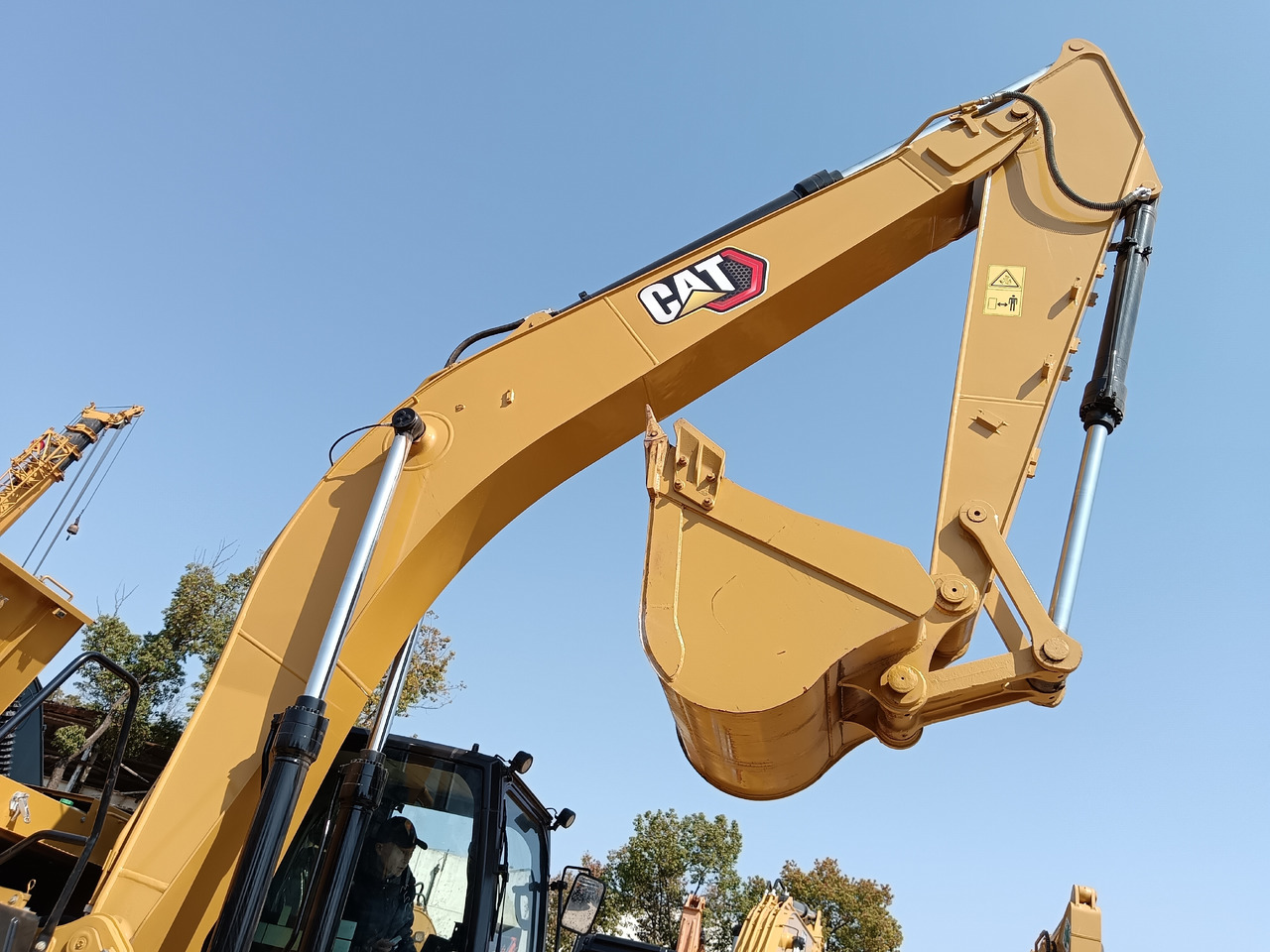 CATERPILLAR 320 GC CAT 320GC 323GC 336GC - Escavadora de rastos: foto 2 CATERPILLAR 320 GC CAT 320GC 323GC 336GC - Escavadora de rastos: foto 2