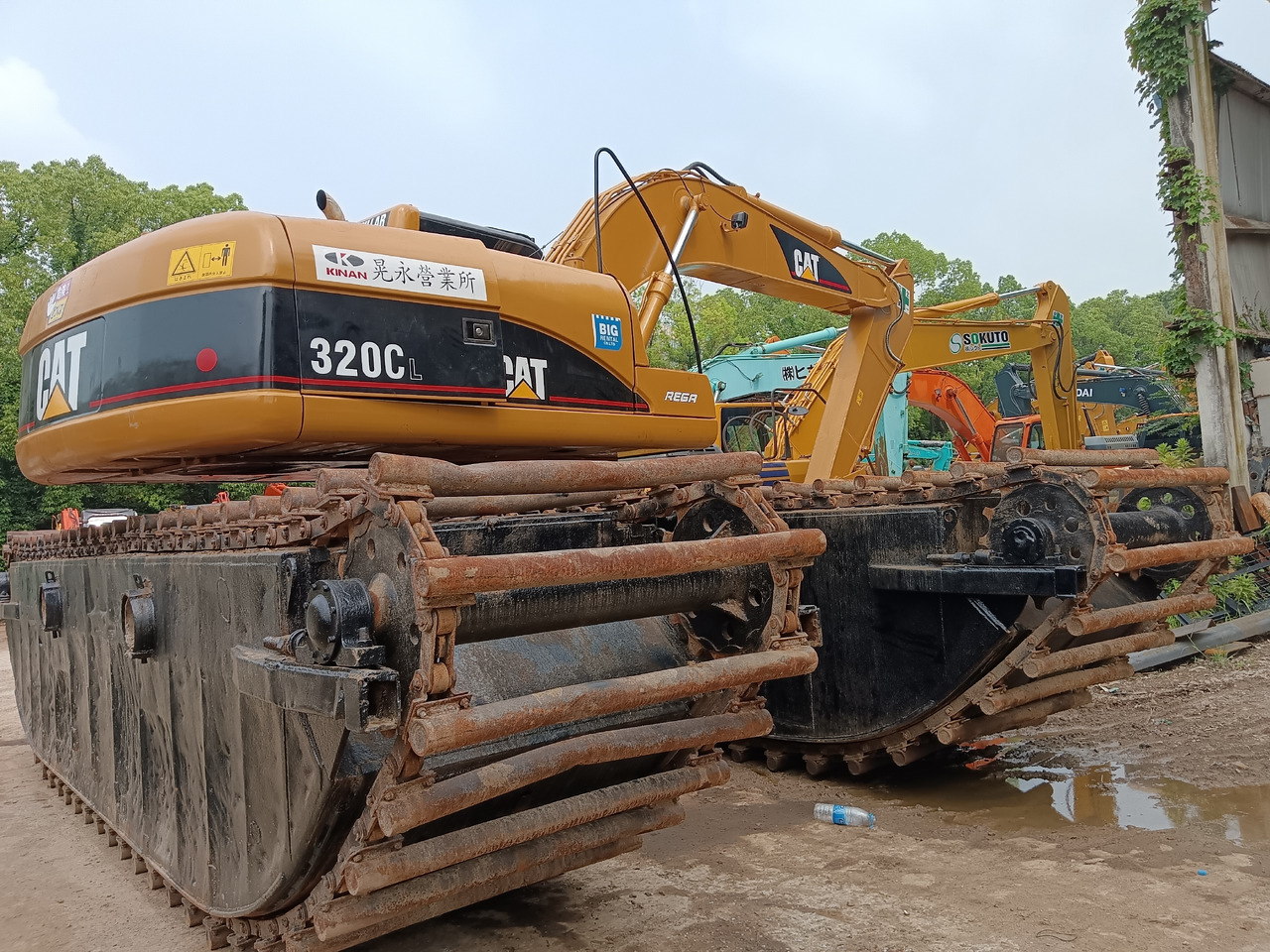 CATERPILLAR 320CL CAT 320 DREDGER - Escavadeira flutuante: foto 2 CATERPILLAR 320CL CAT 320 DREDGER - Escavadeira flutuante: foto 2