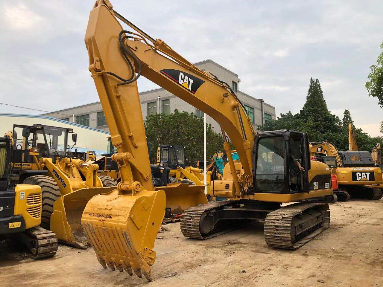 Escavadora de rastos CATERPILLAR 320CL CAT 320BL: foto 10
