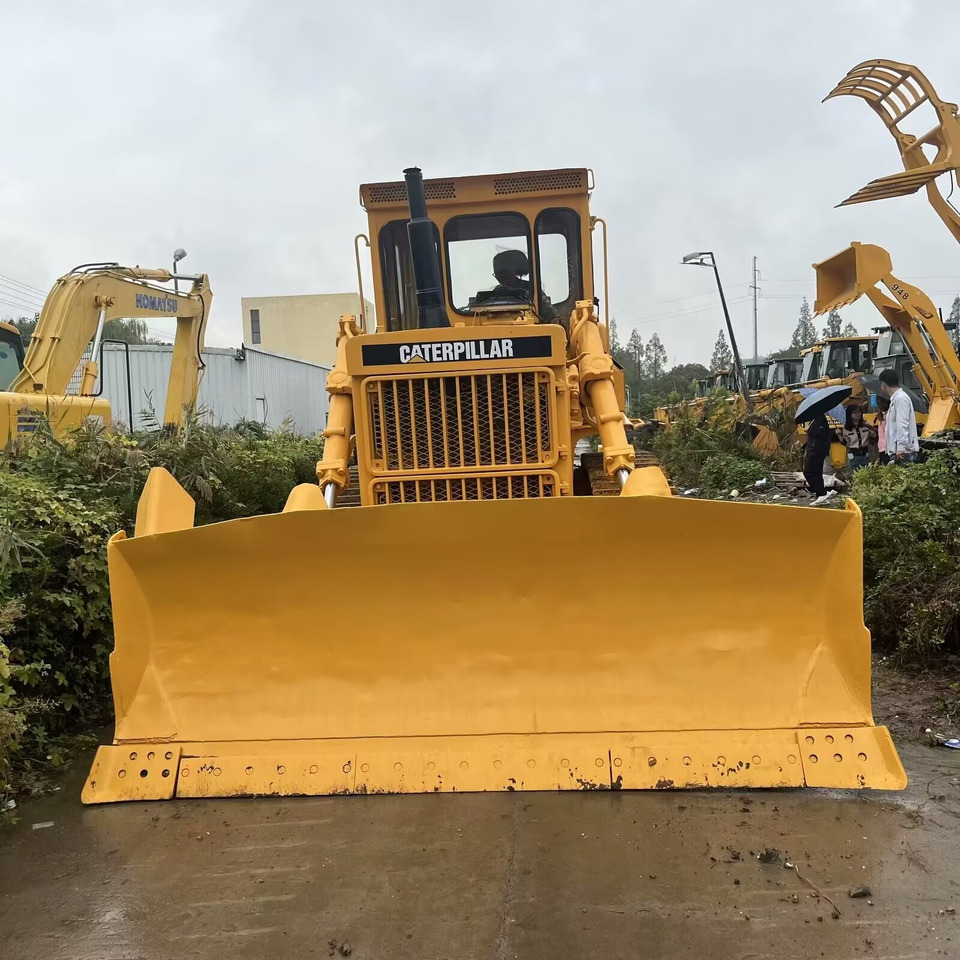 CATERPILLAR D7G CAT D 7 G - Buldôzer: foto 2 CATERPILLAR D7G CAT D 7 G - Buldôzer: foto 2