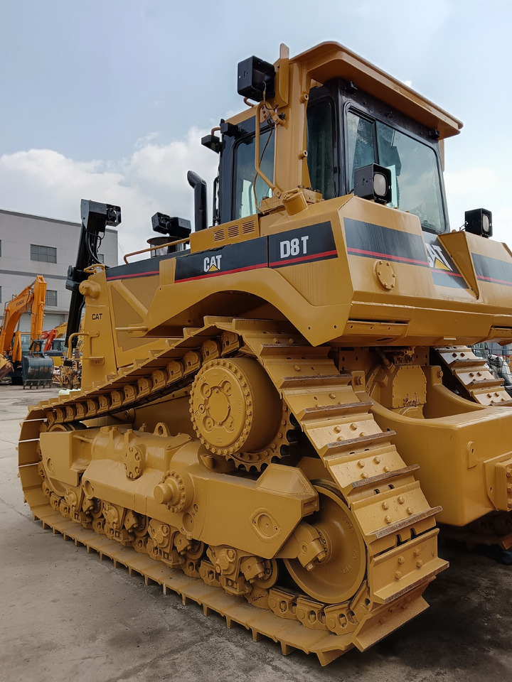 CATERPILLAR D8T CAT - Buldôzer: foto 5 CATERPILLAR D8T CAT - Buldôzer: foto 5