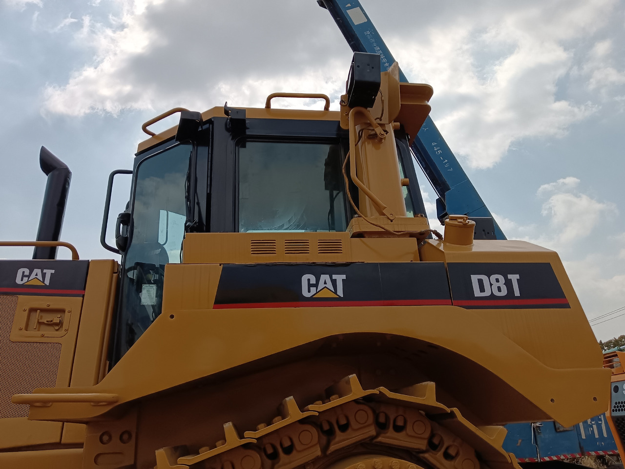 CATERPILLAR D8T - Buldôzer: foto 5 CATERPILLAR D8T - Buldôzer: foto 5