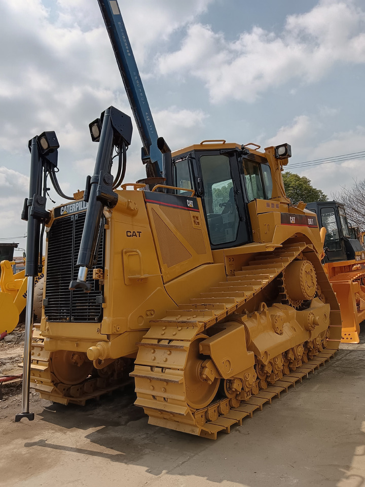 CATERPILLAR D8T - Buldôzer: foto 2 CATERPILLAR D8T - Buldôzer: foto 2