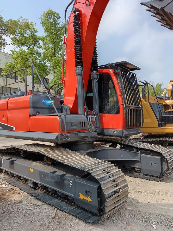 DOOSAN DX225 LCA DX 225 LC-9C DX300 DX340 - Escavadora de rastos: foto 3 DOOSAN DX225 LCA DX 225 LC-9C DX300 DX340 - Escavadora de rastos: foto 3