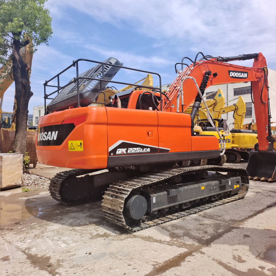 DOOSAN DX225LCA DX225 LC-9C - Escavadora de rastos: foto 2 DOOSAN DX225LCA DX225 LC-9C - Escavadora de rastos: foto 2