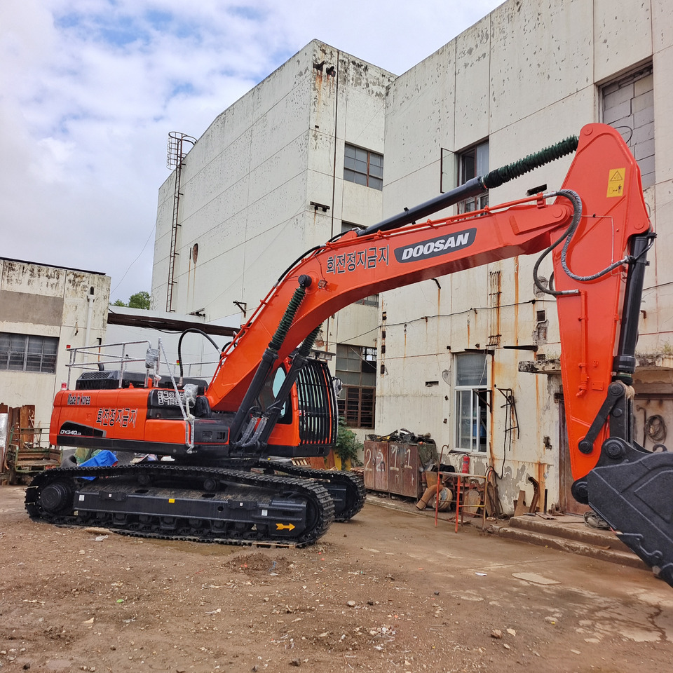 DOOSAN DX340LCA DX340 LC-9C - Escavadora de rastos: foto 2 DOOSAN DX340LCA DX340 LC-9C - Escavadora de rastos: foto 2