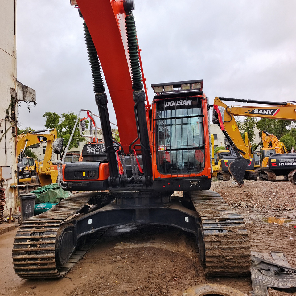 DOOSAN DX340LCA DX340 LC-9C - Escavadora de rastos: foto 1 DOOSAN DX340LCA DX340 LC-9C - Escavadora de rastos: foto 1