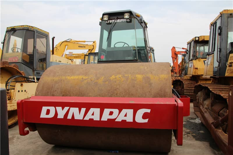DYNAPAC CA301D - Compactador de asfalto: foto 2 DYNAPAC CA301D - Compactador de asfalto: foto 2