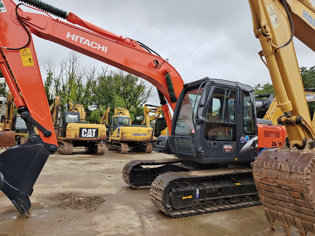 Escavadora de rastos HITACHI ZX120: foto 8